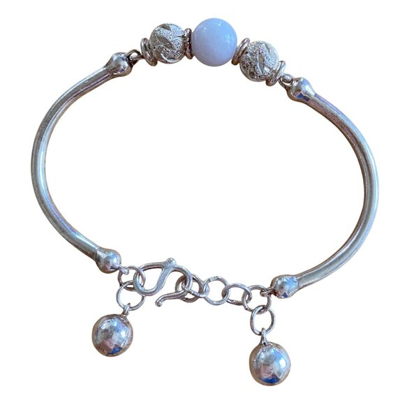 Sterling Silver Bracelet With White Bead & Ball Charms Adjustable Hook Closure - Picture 7 of 7